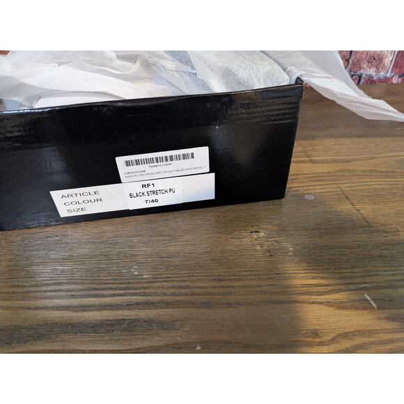 New Pretty Little Thing PU Toe Cap Square Toe Calf Heeled Sock Boots Size 7 - Picture 4 of 8